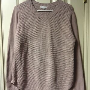August Mist Women’s sweater Size Medium Excellent Condition